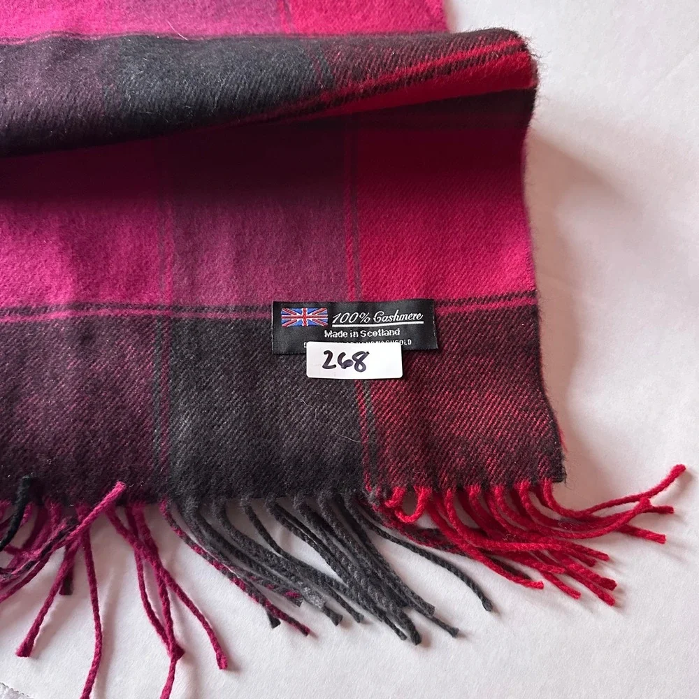 100% Cashmere Scarf Made in Scotland Red Plaid Fringed Winter Neck Wrap